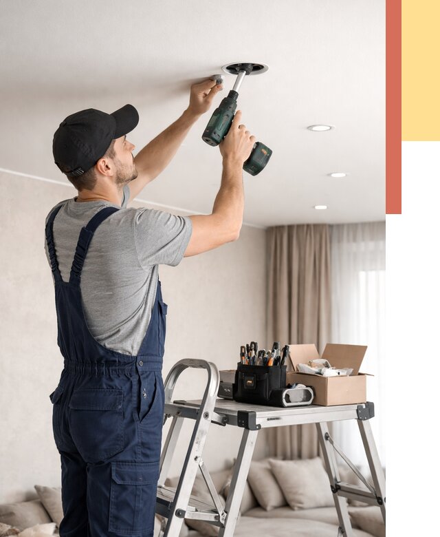 Установка и монтаж точечных светильников в натяжной потолок в Коломне от 1825 руб. | ОТДЕЛОЧНИК-Клм