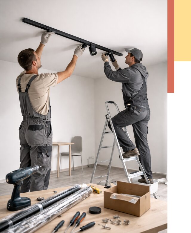 Установка трековых светильников в натяжной потолок в Коломне от 4258 руб. | ОТДЕЛОЧНИК-Клм